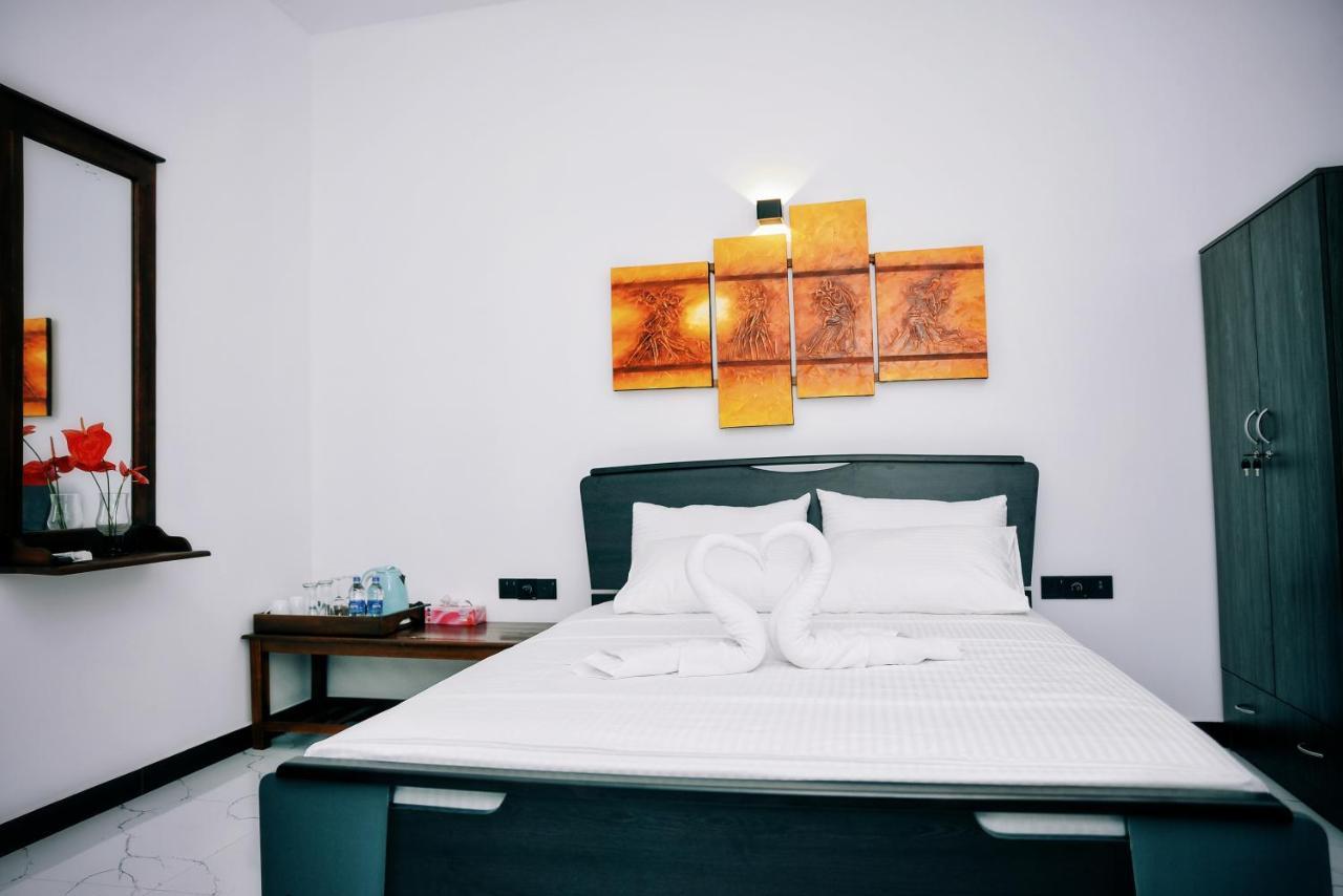 Aurum Boutique Hotel Negombo Luaran gambar