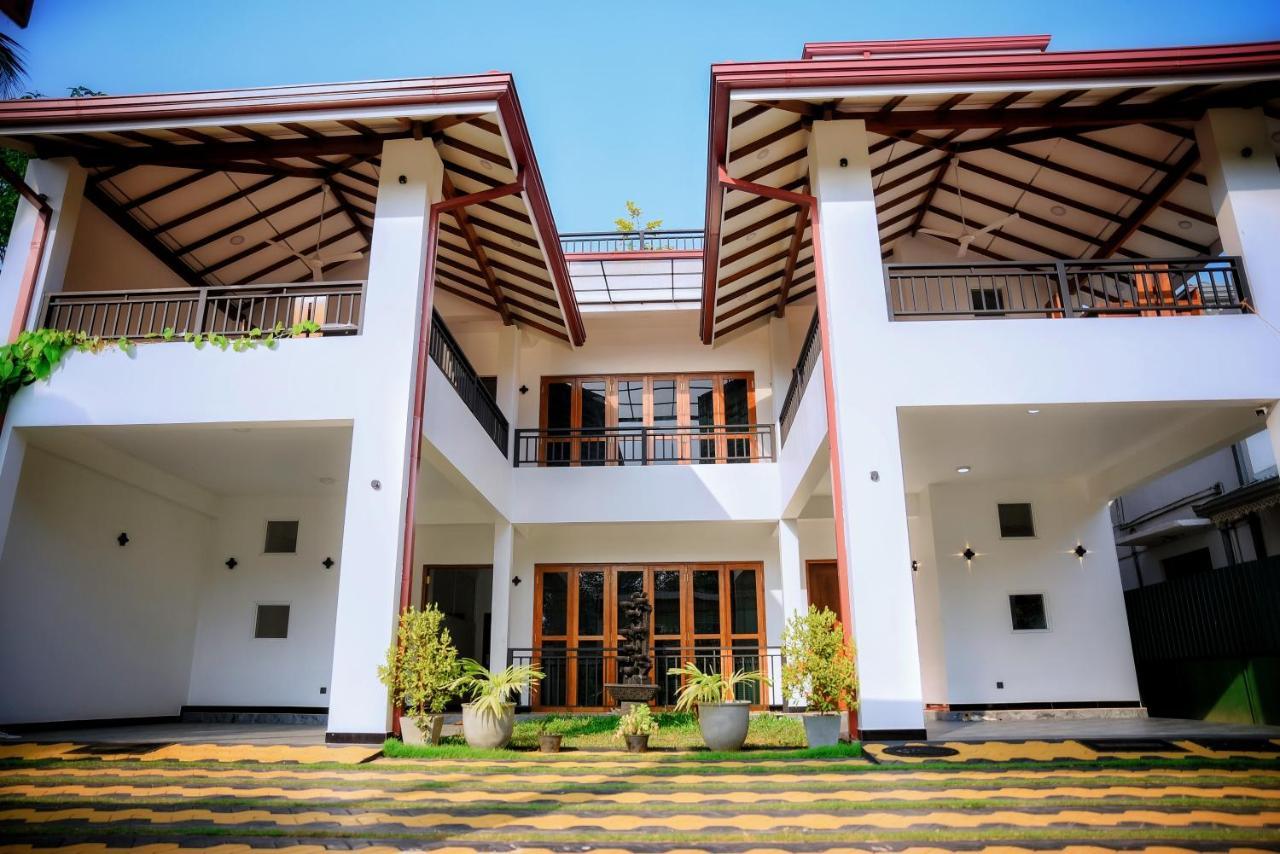 Aurum Boutique Hotel Negombo Luaran gambar