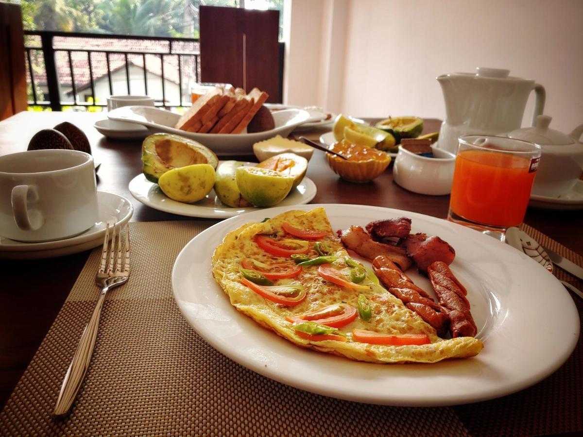 Aurum Boutique Hotel Negombo Luaran gambar