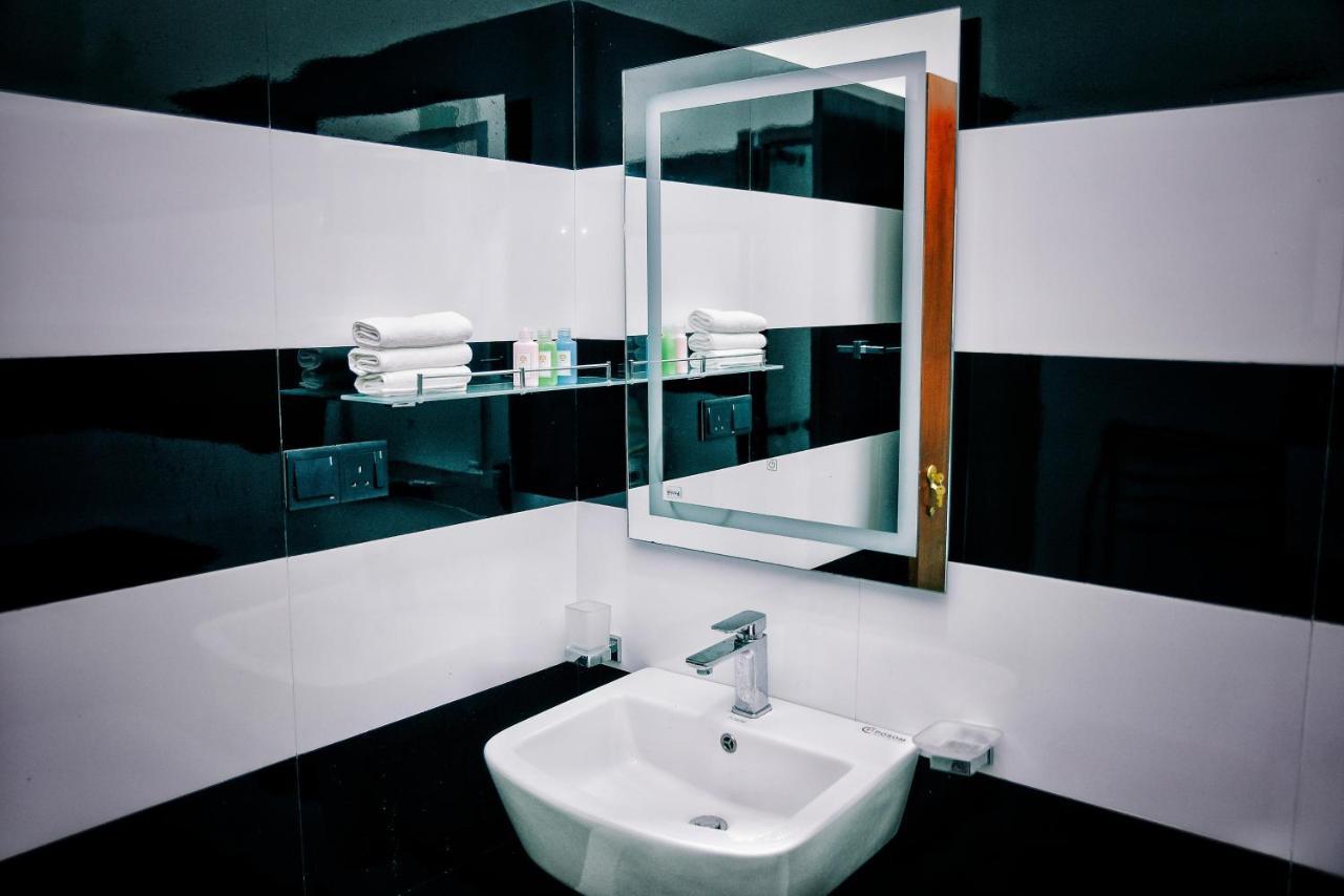 Aurum Boutique Hotel Negombo Luaran gambar